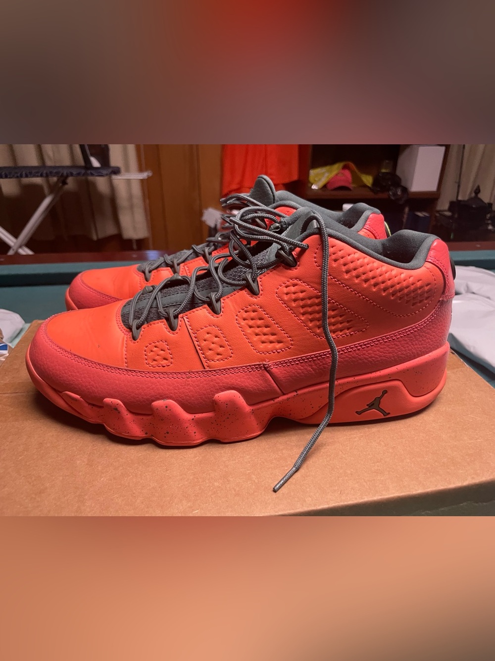Jordan Retro 9 Low Bright Mango